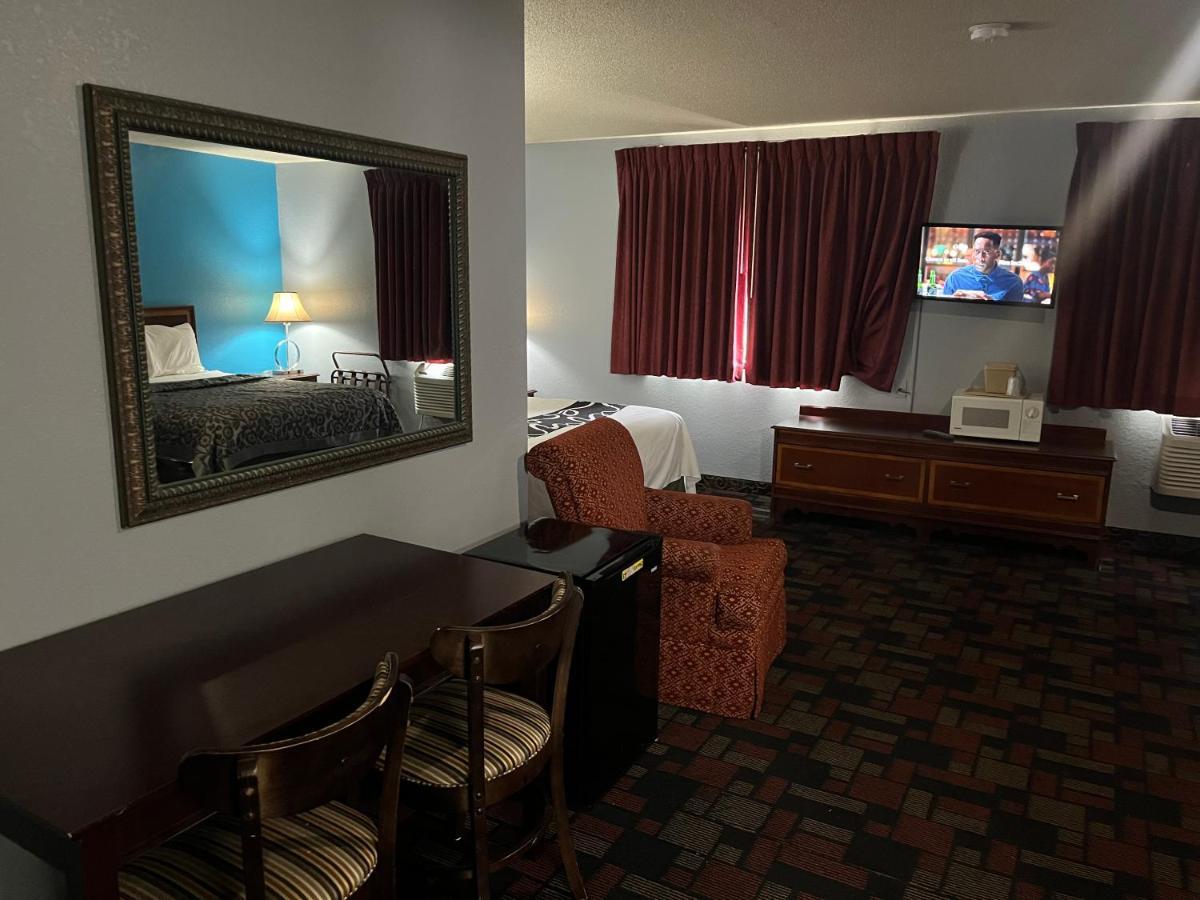 Rodeway Inn Whitehall Luaran gambar