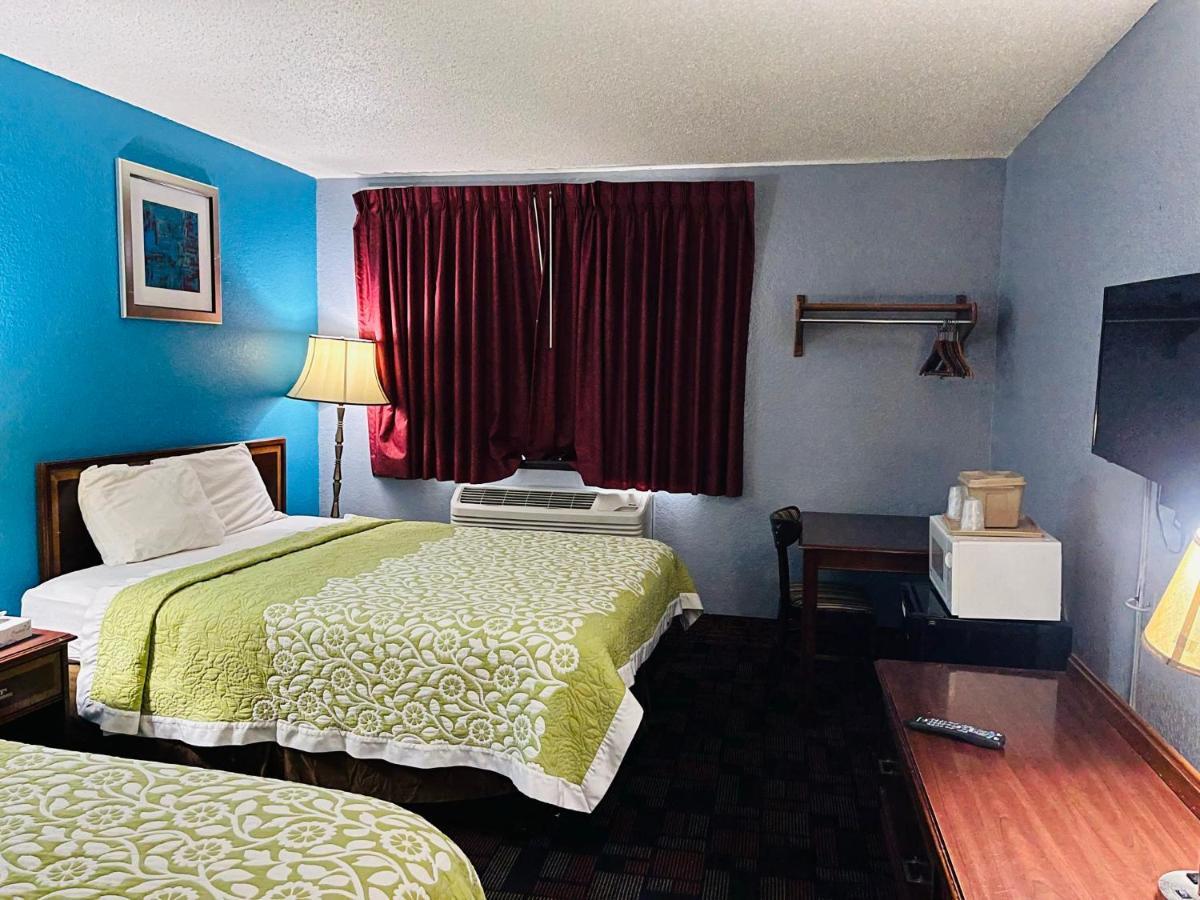 Rodeway Inn Whitehall Luaran gambar