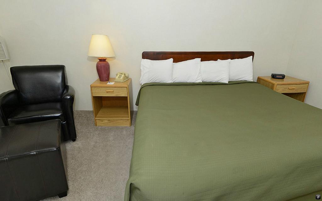 Rodeway Inn Whitehall Bilik gambar